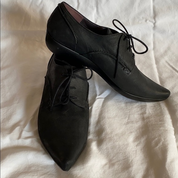 ESpace black pointed shoes - Picture 1 of 2